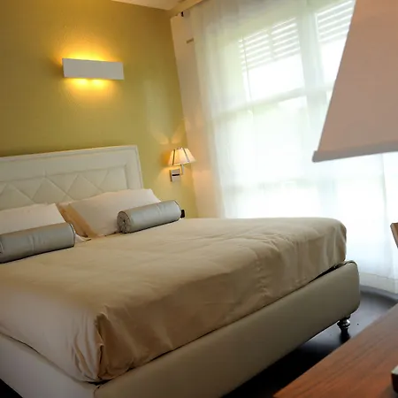 ホテル La Foresteria Canavese Golf & Country Club 3*